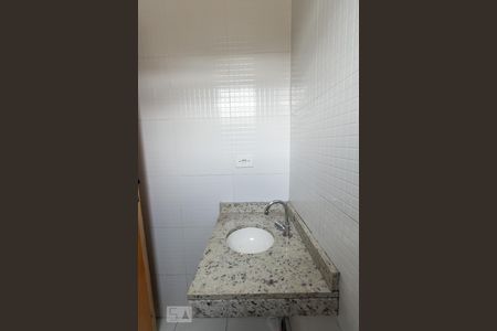 Casa de condomínio para alugar com 65m², 2 quartos e 1 vagaBanheiro do Quarto 1