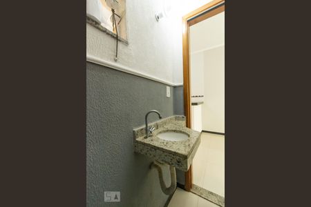 Casa de condomínio para alugar com 65m², 2 quartos e 1 vagaBanheiro