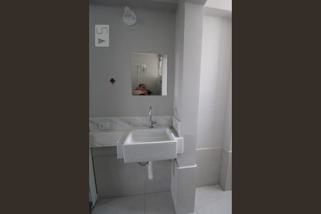 Apartamento à venda com 100m², 2 quartos e 1 vagaBanheiro do Quarto 2