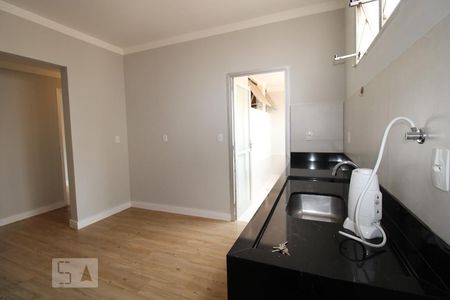 Apartamento à venda com 100m², 2 quartos e 1 vagaCozinha