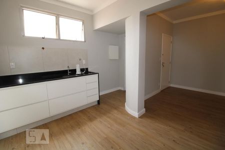 Cozinha de apartamento à venda com 2 quartos, 100m² em Botafogo, Campinas