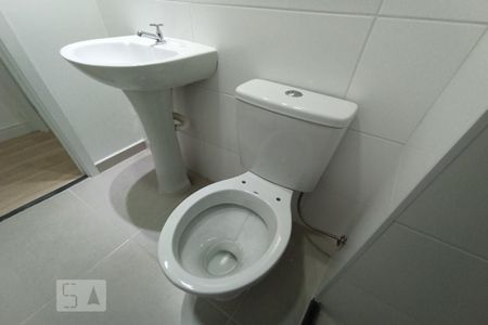 Apartamento para alugar com 37m², 2 quartos e sem vaga Apartamento para alugar com 37m², 2 quartos e sem vagaBanheiro