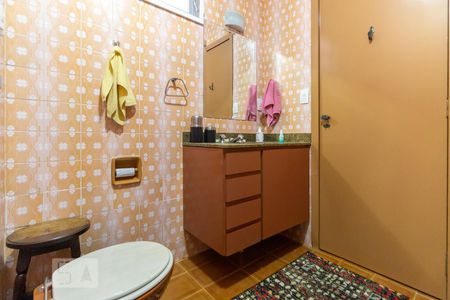 Banheiro de apartamento para alugar com 1 quarto, 57m² em Bela Vista, São Paulo