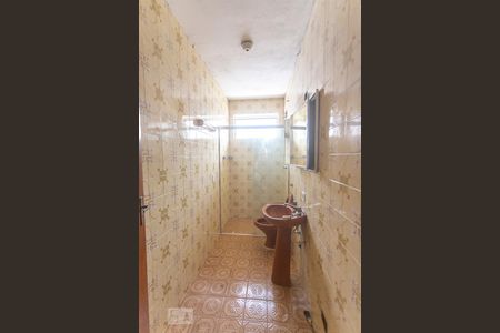 Casa à venda com 206m², 3 quartos e 3 vagasBanheiro