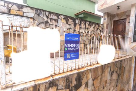 Casa à venda com 206m², 3 quartos e 3 vagasFachada