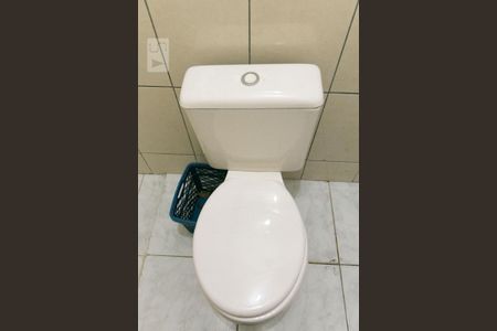 Casa à venda com 300m², 4 quartos e 5 vagas Casa à venda com 300m², 4 quartos e 5 vagasBanheiro 4