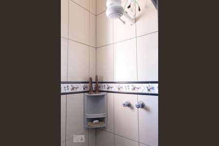 Casa à venda com 300m², 4 quartos e 5 vagas Casa à venda com 300m², 4 quartos e 5 vagasDetalhe banheiro