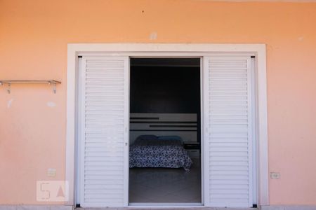 Casa à venda com 300m², 4 quartos e 5 vagas Casa à venda com 300m², 4 quartos e 5 vagasVaranda da Suíte