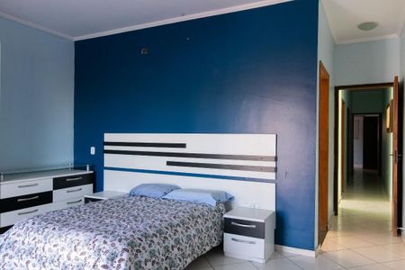 Casa à venda com 300m², 4 quartos e 5 vagas Casa à venda com 300m², 4 quartos e 5 vagasSuíte