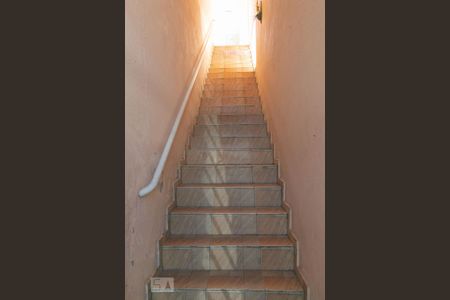 Casa à venda com 300m², 4 quartos e 5 vagas Casa à venda com 300m², 4 quartos e 5 vagasEntrada