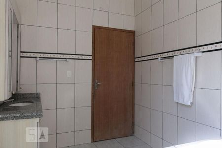 Casa à venda com 300m², 4 quartos e 5 vagas Casa à venda com 300m², 4 quartos e 5 vagasBanheiro da Suíte