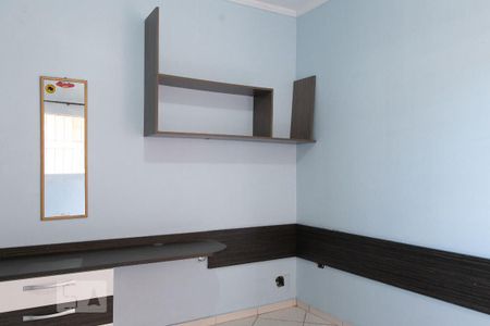 Casa à venda com 300m², 4 quartos e 5 vagas Casa à venda com 300m², 4 quartos e 5 vagasQuarto 2