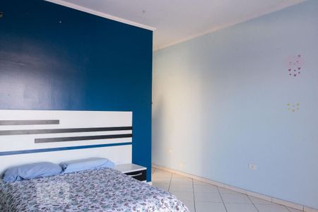 Casa à venda com 300m², 4 quartos e 5 vagas Casa à venda com 300m², 4 quartos e 5 vagasSuíte