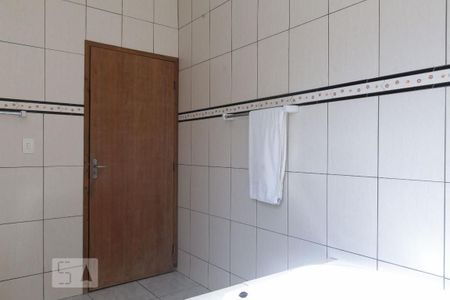 Casa à venda com 300m², 4 quartos e 5 vagas Casa à venda com 300m², 4 quartos e 5 vagasBanheiro da Suíte