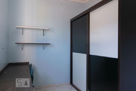 Casa à venda com 300m², 4 quartos e 5 vagas Casa à venda com 300m², 4 quartos e 5 vagasQuarto 1