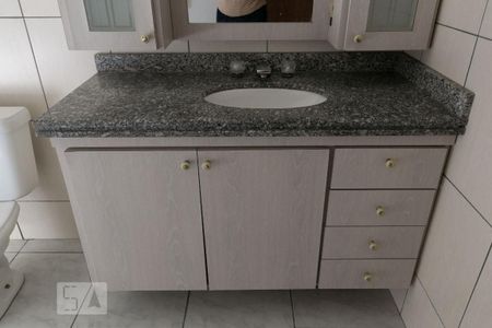 Casa à venda com 300m², 4 quartos e 5 vagas Casa à venda com 300m², 4 quartos e 5 vagasDetalhe