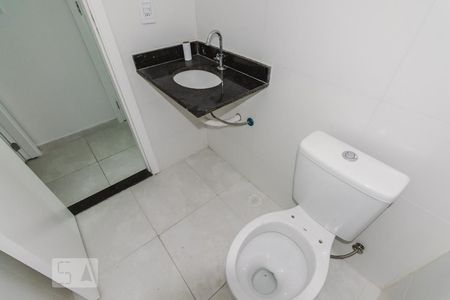 Banheiro de apartamento para alugar com 1 quarto, 40m² em Barra Funda, São Paulo