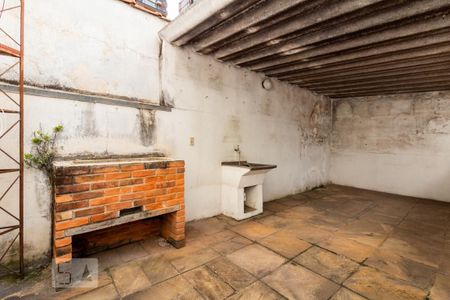 Casa à venda com 210m², 3 quartos e 4 vagasQuintal