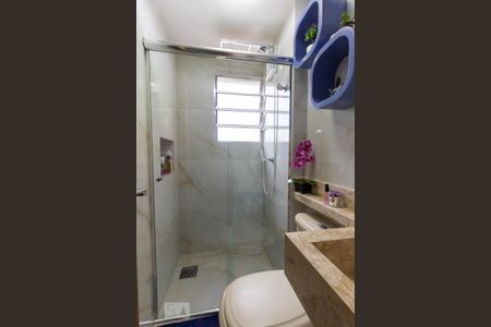 Apartamento à venda com 56m², 2 quartos e 1 vaga Apartamento à venda com 56m², 2 quartos e 1 vagaBanheiro