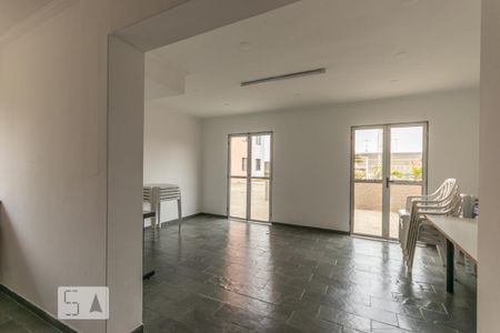 Apartamento à venda com 56m², 2 quartos e 1 vaga Apartamento à venda com 56m², 2 quartos e 1 vagaÁrea comum - Salão de festas