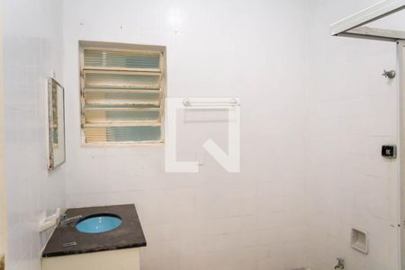 Casa à venda com 600m², 6 quartos e 6 vagas Casa à venda com 600m², 6 quartos e 6 vagasBanheiro de Serviço