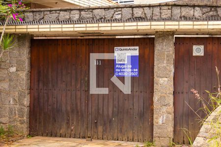 Casa à venda com 600m², 6 quartos e 6 vagas Casa à venda com 600m², 6 quartos e 6 vagasPlaquinha