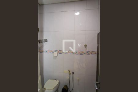 Casa à venda com 600m², 6 quartos e 6 vagas Casa à venda com 600m², 6 quartos e 6 vagasBanheiro da Suíte 4