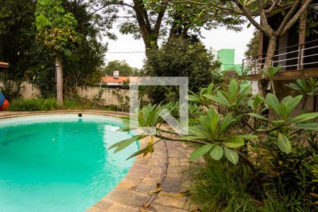 Casa à venda com 600m², 6 quartos e 6 vagas Casa à venda com 600m², 6 quartos e 6 vagasJardim e piscina