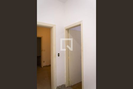 Casa à venda com 600m², 6 quartos e 6 vagas Casa à venda com 600m², 6 quartos e 6 vagasQuarto de serviço 3