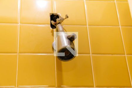 Casa à venda com 600m², 6 quartos e 6 vagas Casa à venda com 600m², 6 quartos e 6 vagasBanheiro da Suíte de serviço