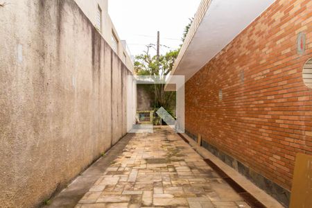 Casa à venda com 600m², 6 quartos e 6 vagas Casa à venda com 600m², 6 quartos e 6 vagasGaragem 2 e quintal