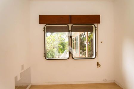 Casa à venda com 600m², 6 quartos e 6 vagas Casa à venda com 600m², 6 quartos e 6 vagasQuarto 2