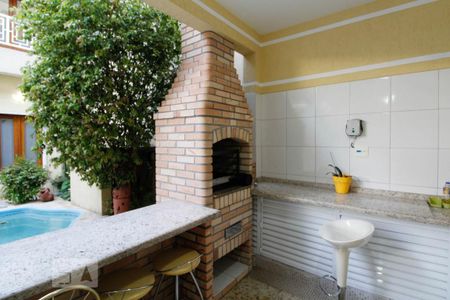 Casa à venda com 305m², 3 quartos e 3 vagasChurrasqueira