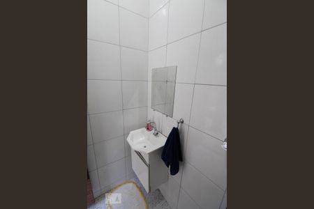 Casa à venda com 305m², 3 quartos e 3 vagasBanheiro