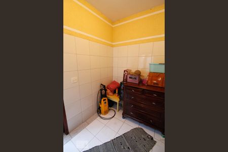 Casa à venda com 305m², 3 quartos e 3 vagasDespensa