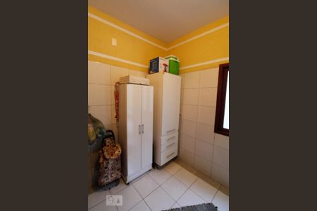 Casa à venda com 305m², 3 quartos e 3 vagasDespensa