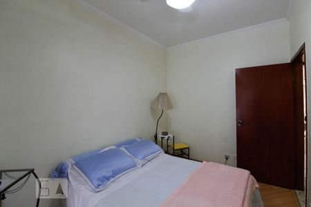 Casa à venda com 305m², 3 quartos e 3 vagasQuarto 2