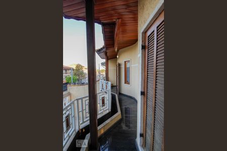 Casa à venda com 305m², 3 quartos e 3 vagasVaranda da suíte