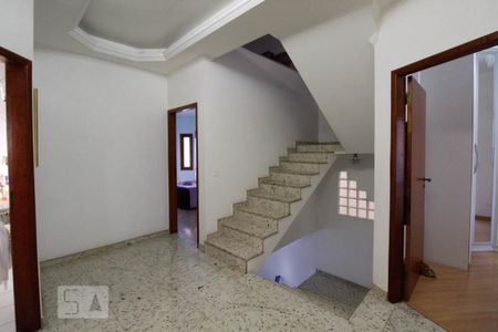 Casa à venda com 305m², 3 quartos e 3 vagasHall dos quartos