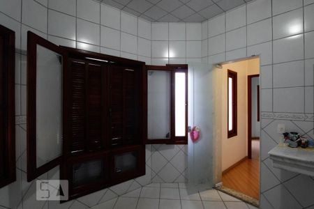 Casa à venda com 305m², 3 quartos e 3 vagasBanheiro da Suíte 