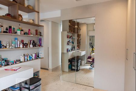 Apartamento para alugar com 134m², 2 quartos e 2 vagasCloset