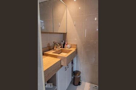 Apartamento para alugar com 134m², 2 quartos e 2 vagasBanheiro da suíte