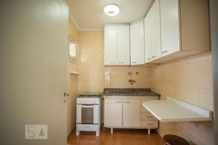 Apartamento para alugar com 58m², 1 quarto e 1 vagaCozinha - Armários