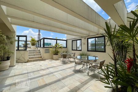 Studio para alugar com 26m², 1 quarto e 1 vagaEspaço comum - piscina