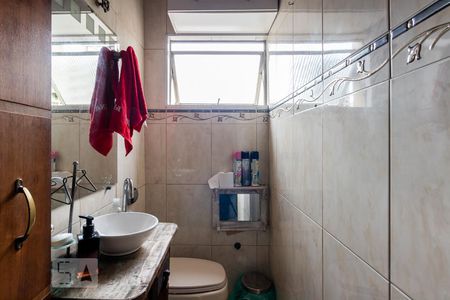 Lavabo de apartamento para alugar com 2 quartos, 76m² em Moema, São Paulo