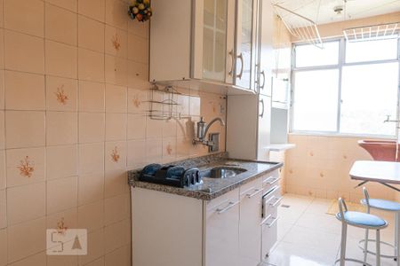 Apartamento à venda com 50m², 2 quartos e sem vaga Apartamento à venda com 50m², 2 quartos e sem vagaCozinha e Área de Serviço