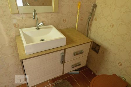 Banheiro de apartamento à venda com 2 quartos, 50m² em Fonseca, Niterói