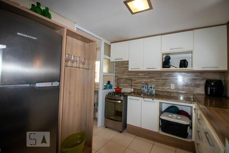 Apartamento à venda com 90m², 2 quartos e 2 vagasCozinha