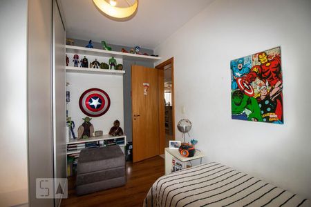 Quarto de apartamento à venda com 2 quartos, 90m² em Petrópolis, Porto Alegre