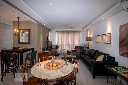 Sala de apartamento à venda com 2 quartos, 90m² em Petrópolis, Porto Alegre